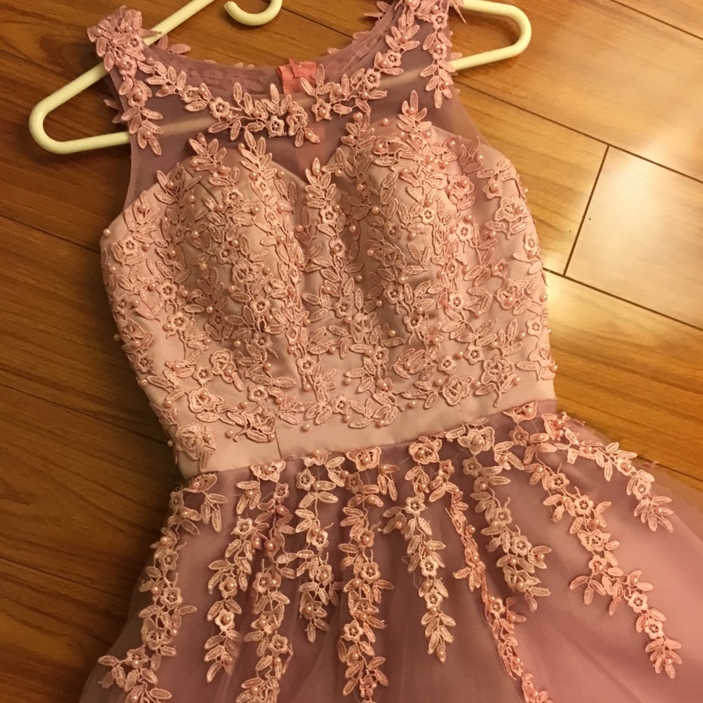 Girly detailed pink prom dress